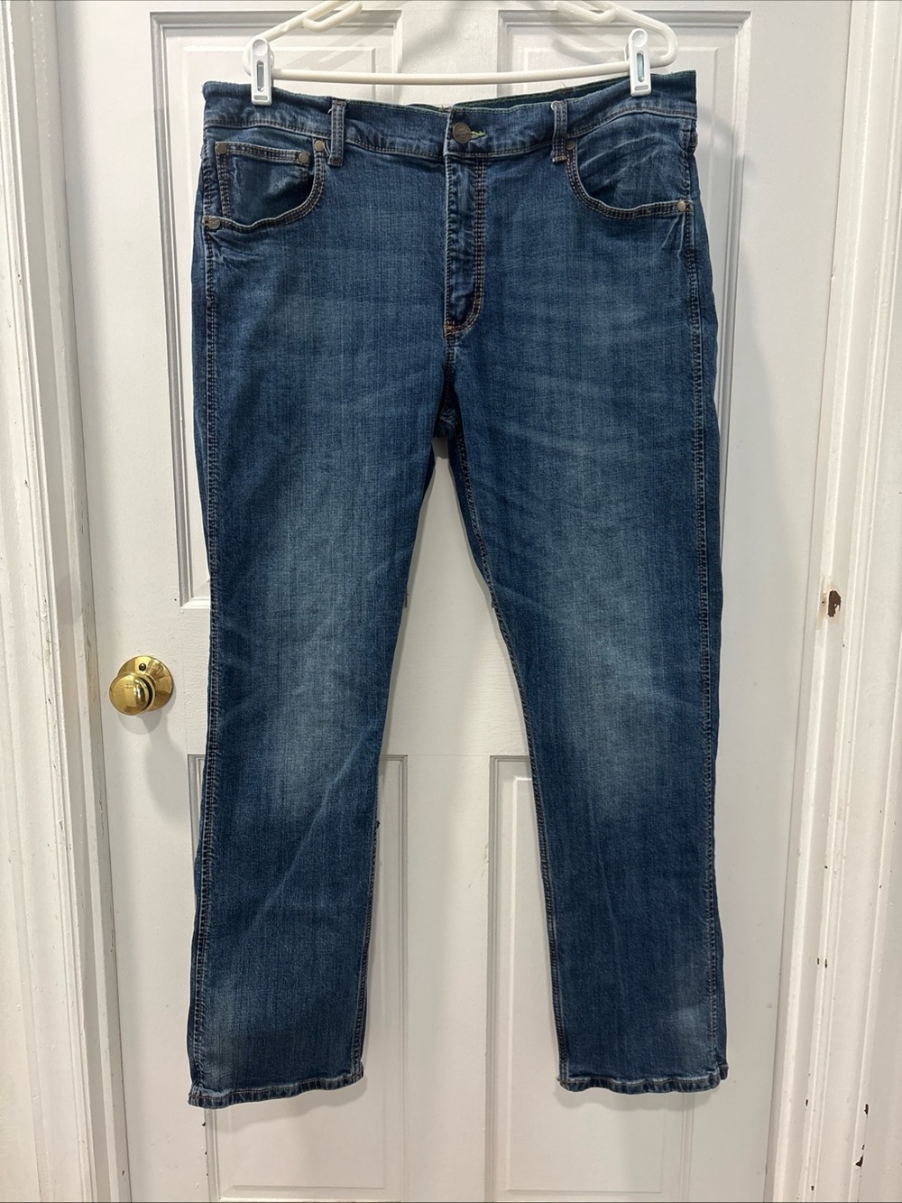 Wrangler Retro Men’s Slim Straight Jeans Size 38x32 Dark Wash Cowboy Western